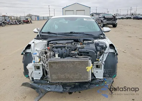 2023 Hyundai Elantra Sel z USA, uszkodzony, nr VIN 5NPLM4AG3PH094876